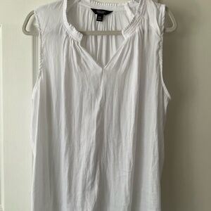 Simply Vera Vera Wang White Sleeveless Split-Neck Tank